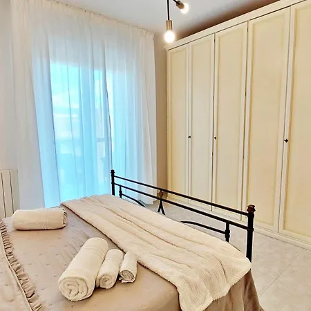 Niky House Apartment *